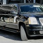 GMC Yukon Black 1 klein